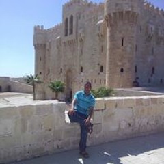خالد بنا