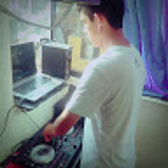 DJ Alejandro zamora
