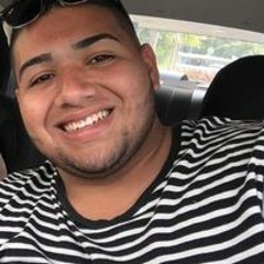 Carlos Flores