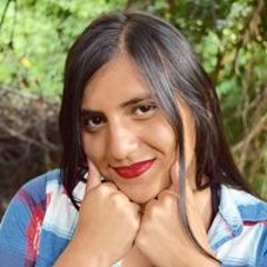Dafne Aquino