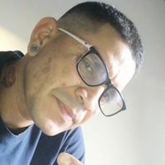 Victor Uribe