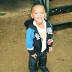 Ayog Moore