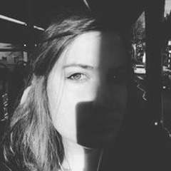 Dee Shady Light ✨🌙♋️🌊