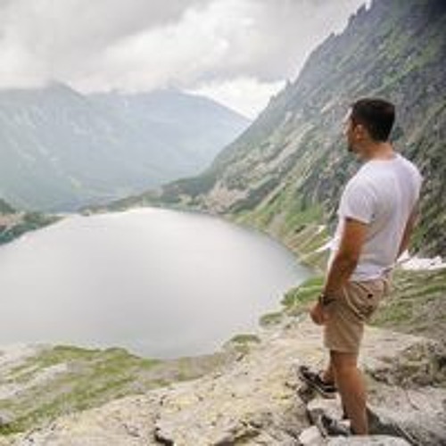 Luke Combs - One Number Away (98.7 The Bull)