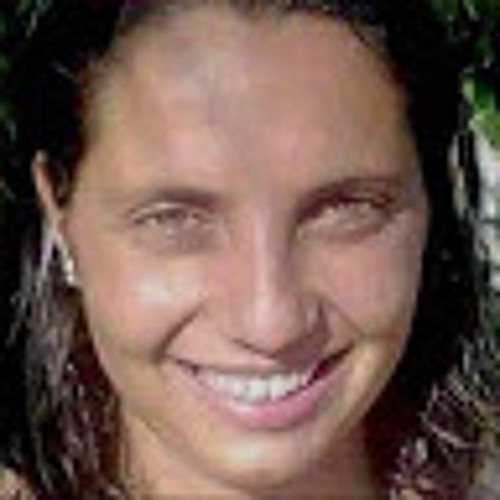 Renata Rosa’s avatar