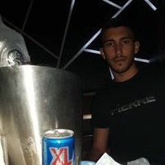 נאור פרץ