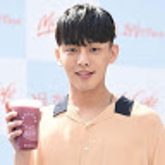 유아인