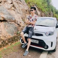 Hiển Công Tử