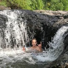 User 585303095