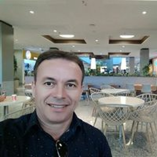 Antonio Araujo’s avatar