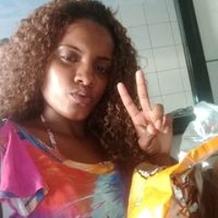 Eliza Oliveira