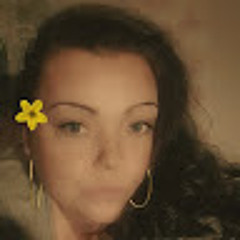 Kelly x
