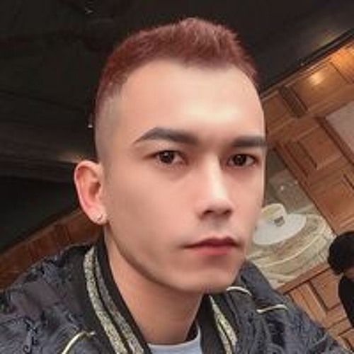 Nguyễn Minh Đức’s avatar