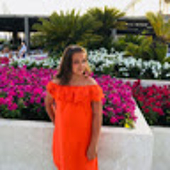 Яна Гуторова