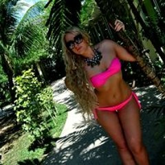 Анна Забусова