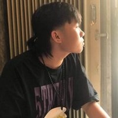 Hoàngg Nhậtt