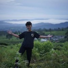 YENI INKA _MENGHAPUS JEJAKMU_ FULL ALBUM TERBARU 2021.mp3