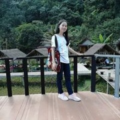 ຕຸກ ເເກ້ວຄູນເມືອງ