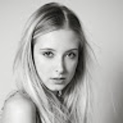 Roxana Fox