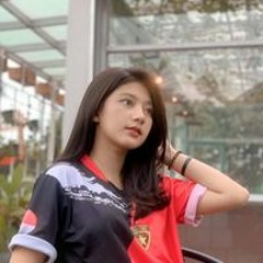 Putri Mnzz