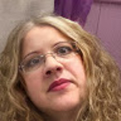 Vivi Linn pye