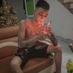 Việt Con