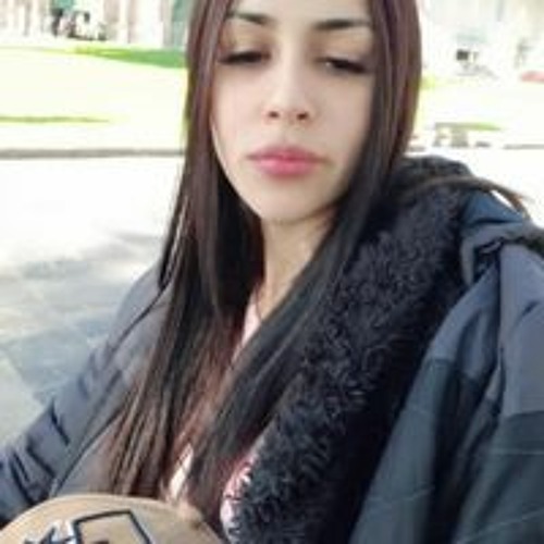 Mara Flores’s avatar
