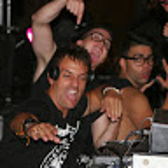 DEEJAY TELLO