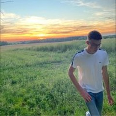 Lucien Dt