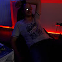 SaschOne van Core