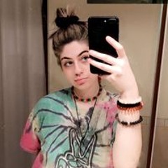 Zoe Bove