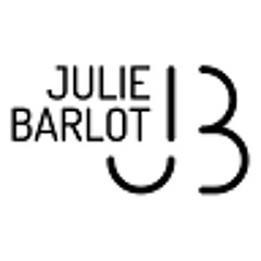 Julie Barlot