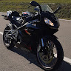 yannis_294