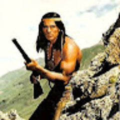 Олег Уханов