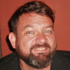 Ian Farnes