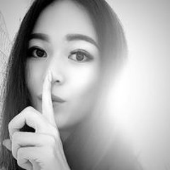 Jen Ngọc Minh Tuyết