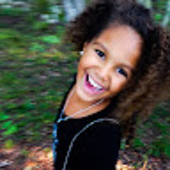Lola Hallmyr Lewis