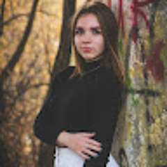 Julia S
