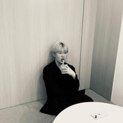 강영웅