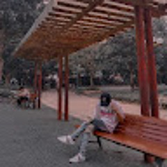 hùng