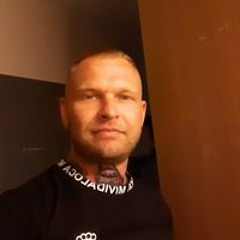 Rob Mikaya ( Darknotik )