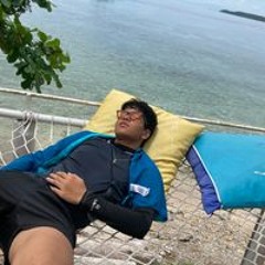 Traviz Xavier Villalon Uy