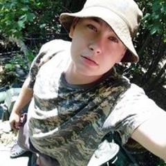 Женя Євгеній Бєлий