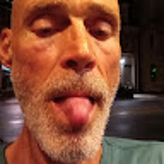 M a r k G i a n o u l o s