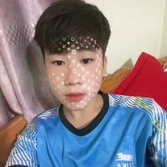 Tùng Hoàng