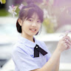 VIVI CHONG XUAN Moe