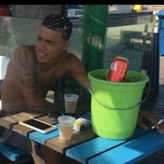 User 957591347