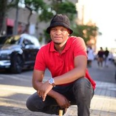 Sjava Hlophe