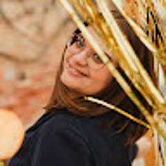 Sophy B