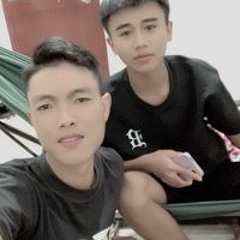 ង្វៀន ជីថាញ់